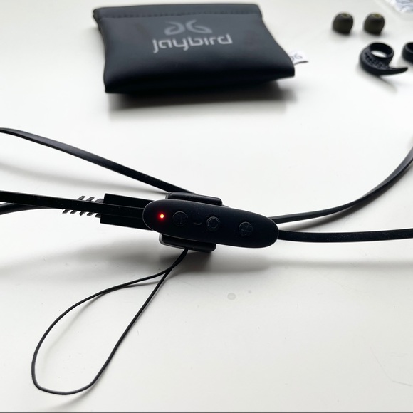 Jaybird X3 Sport Bluetooth Headphones, Blackout - Picture 7 of 16